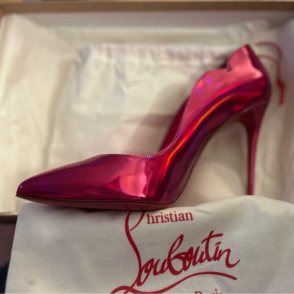 Christian Louboutin Hot Chick 100